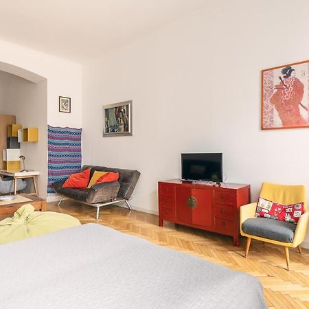 Bright & Spacious Loft With Basilica View Budapeste Exterior foto