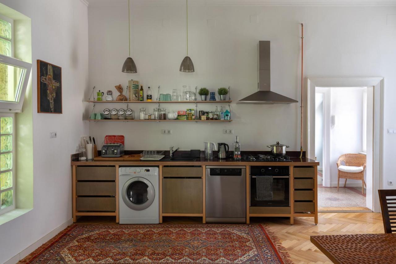 Bright & Spacious Loft With Basilica View Budapeste Exterior foto