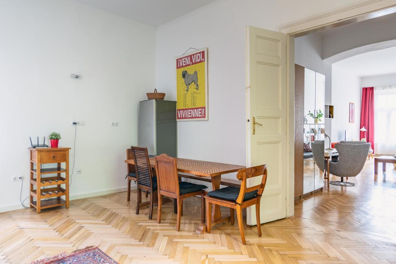 Bright & Spacious Loft With Basilica View Budapeste Exterior foto